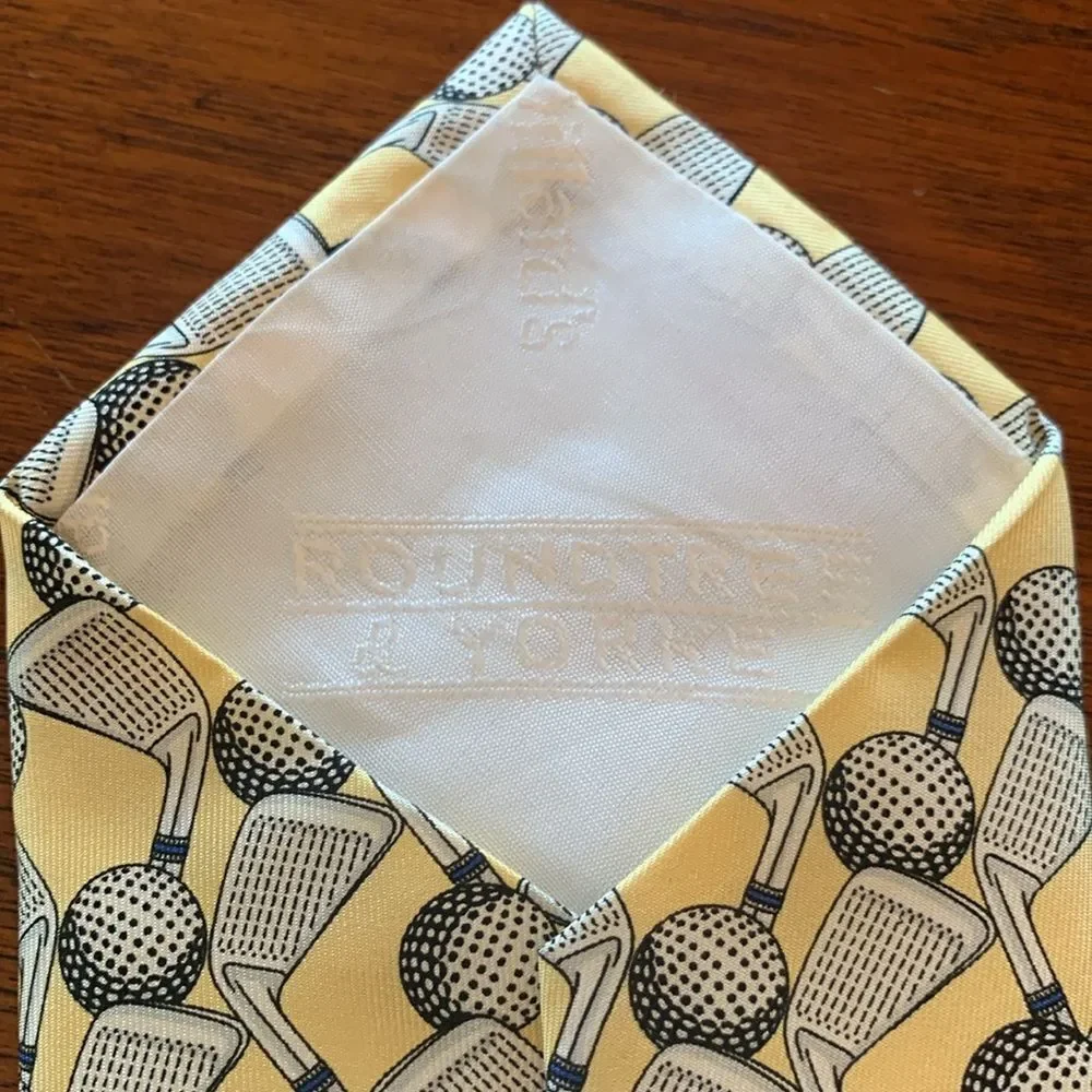 Mens Unique Golf Ball/Tee Pattern Silk Neck‎ Tie Yellow Background Classic Width